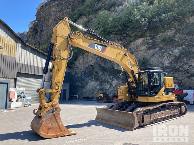 Excavators Cat